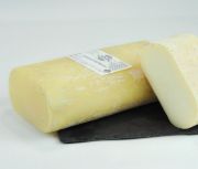 Imagen de Queso Artesano Curueño Pata de Mulo mantecoso entero