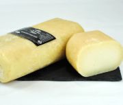 Imagen de Queso Artesano Curueño (Pata de Mulo) pieza completa